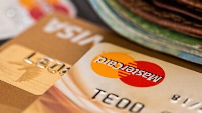 How to Choose the Right Credit Card for Your Lifestyle