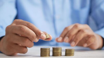 Mastering the Art of Splurge and Save: A Balanced Approach to Personal Finance in 2026